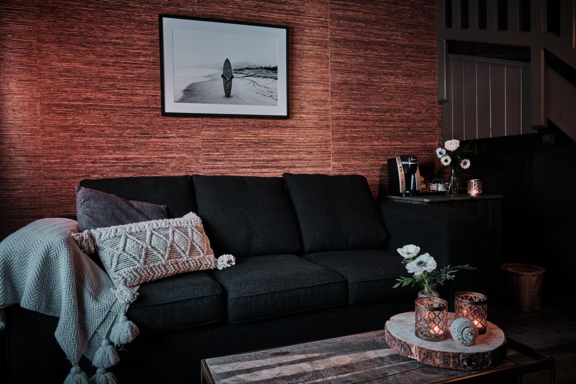 Creekside Villa Inn
