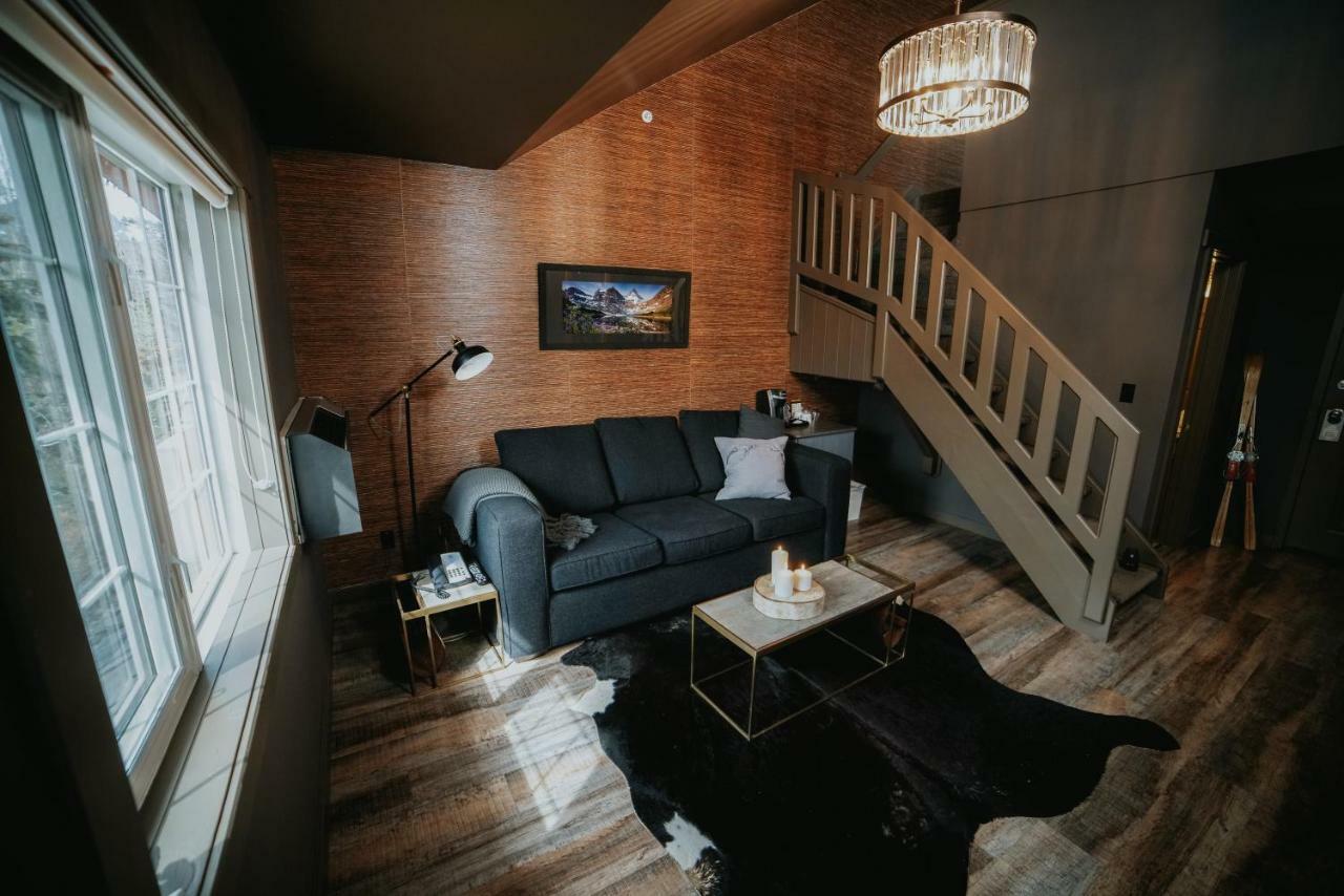 Creekside Villa Inn