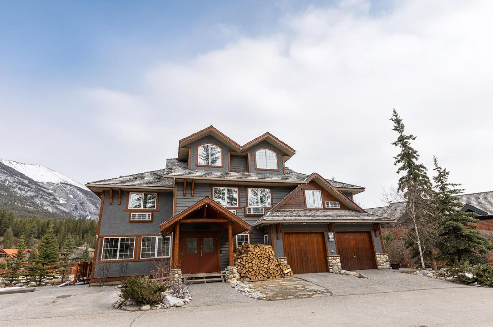 Inn Creekside Villa