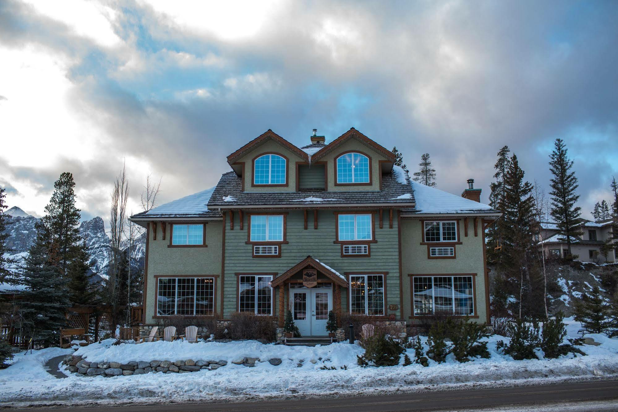 Creekside Villa 4* Canmore
